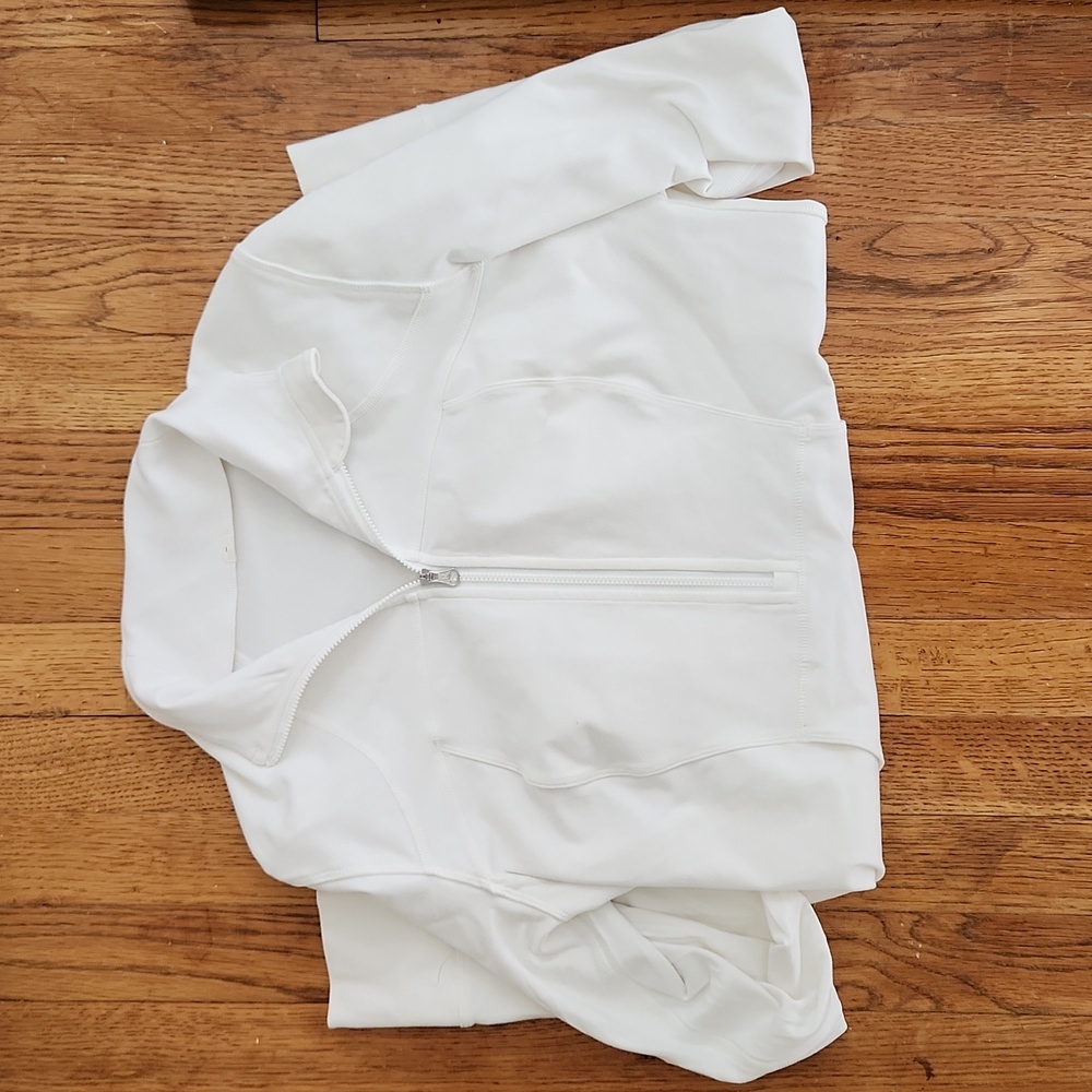 Lululemon form fitting half zip